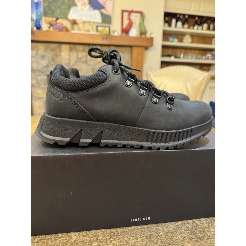 Sorel Men's Mac Hill Lite Waterproof Hiker sneakers Black Size 8.5 Waterproof
